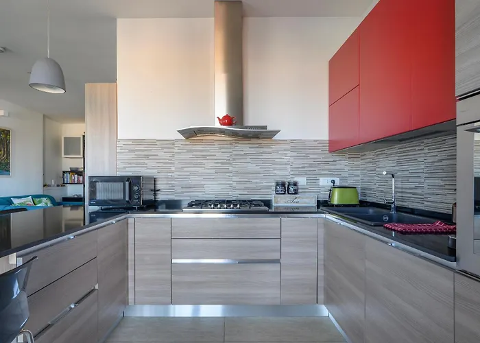 Marconi Skyline Bologna