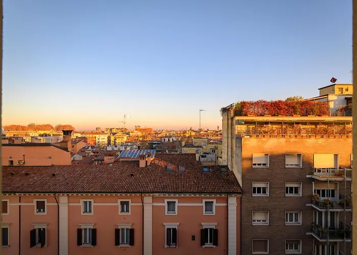 Marconi Skyline Bologna