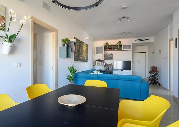 Marconi Skyline Bologna