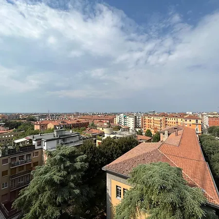 Marconi Skyline Apartment Bologna
